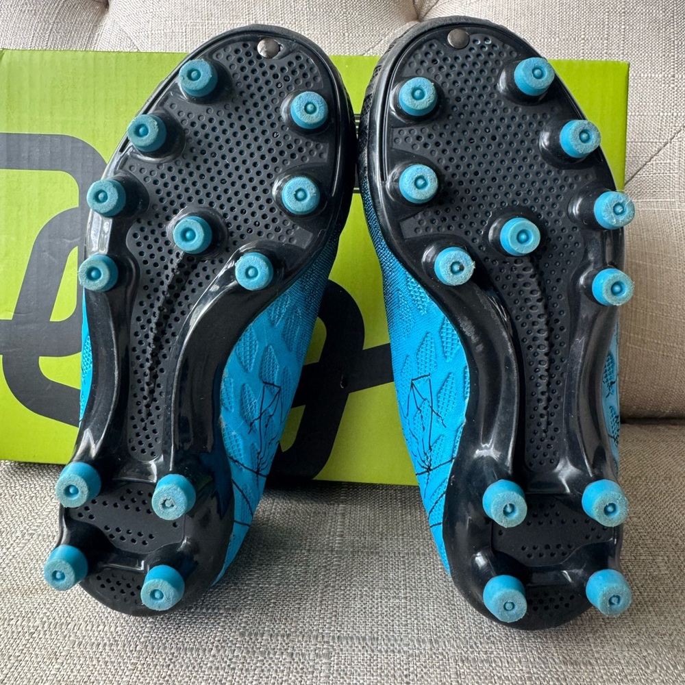 Toddler / Kids' Size 8 Brooman Blue & Black Soccer Cleats - Picture 6 of 9